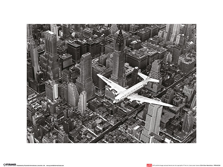 Time Life (DC-4 Over Manhattan) Art Print