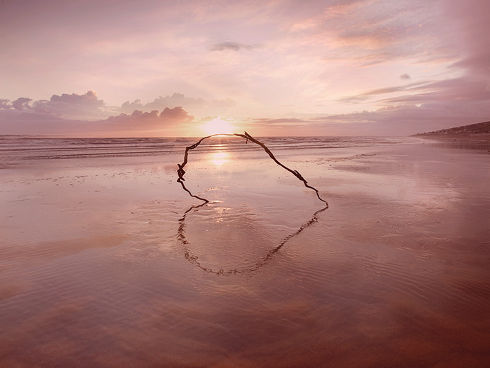 Ian Winstanley (Love on the Horizon) Canvas Prints