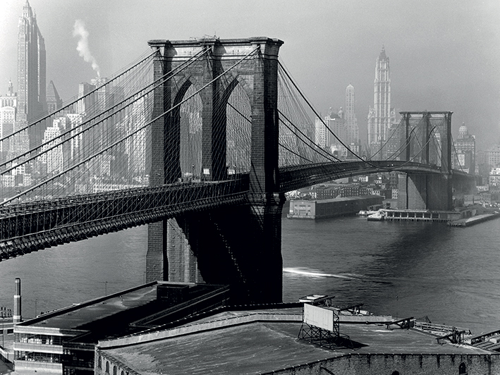 Time Life (Brooklyn Bridge, New York 1946) Canvas Print